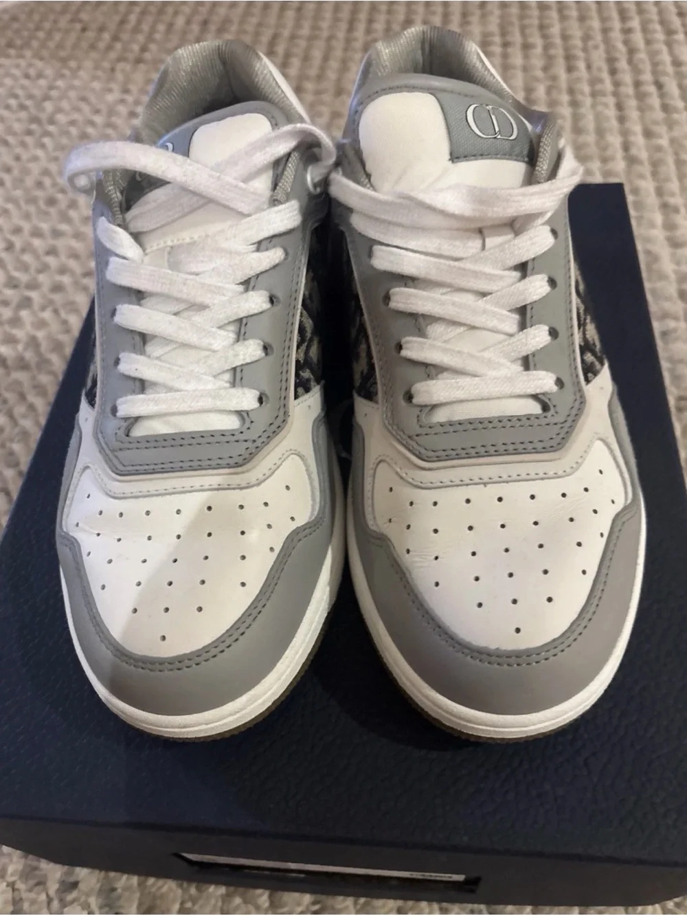 Dior White & Gray B23 Low-Top Sneakers with Oblique Canvas - Picture 3 of 7